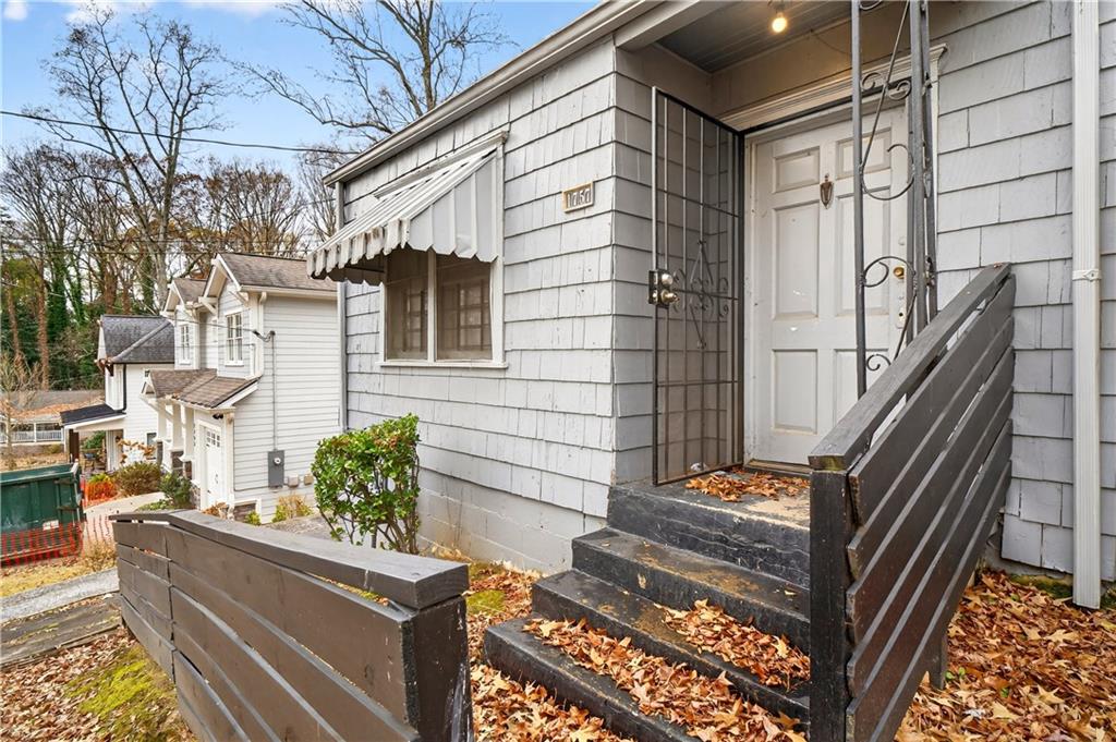 1757 Derry Avenue Southwest Atlanta, GA 30310 - Photo 4 of 28