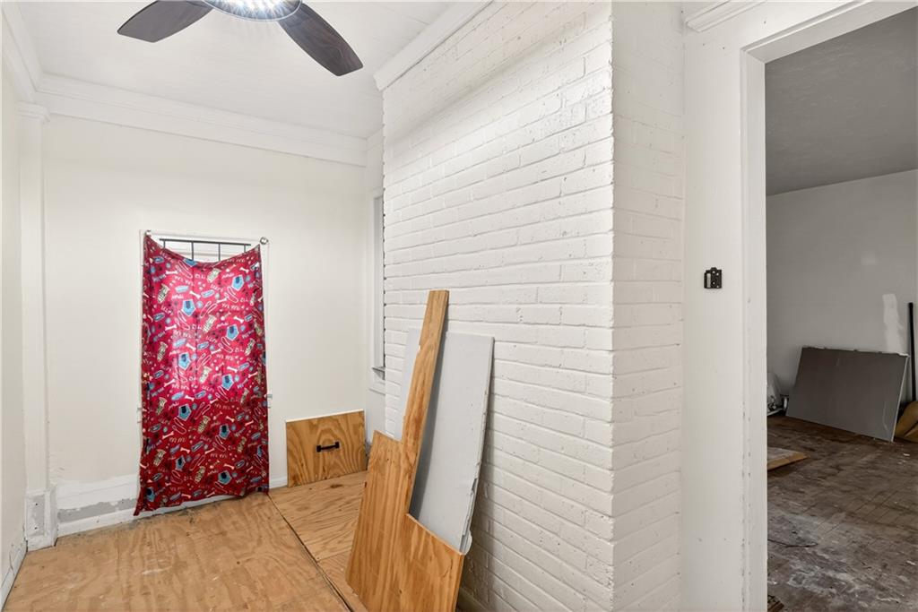 1757 Derry Avenue Southwest Atlanta, GA 30310 - Photo 8 of 28