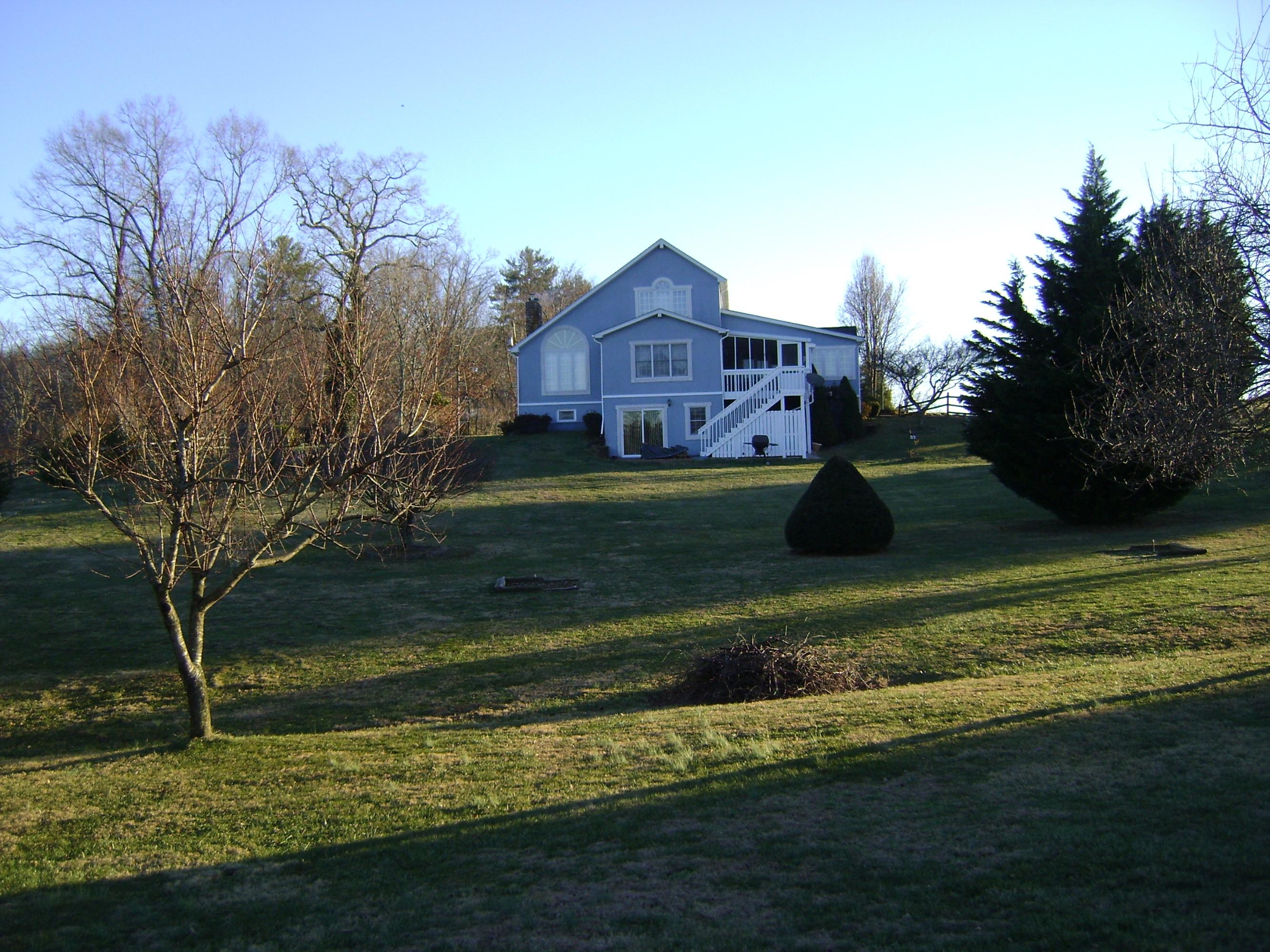 3316 Oak Ridge Road Fincastle, VA 24090 - Photo 3 of 29 Oak Ridge Rear Exterior