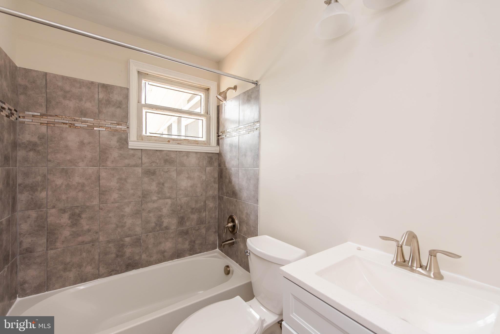 516 Gwynnvale Road Baltimore, MD 21208 - Photo 15 of 29 Bathroom