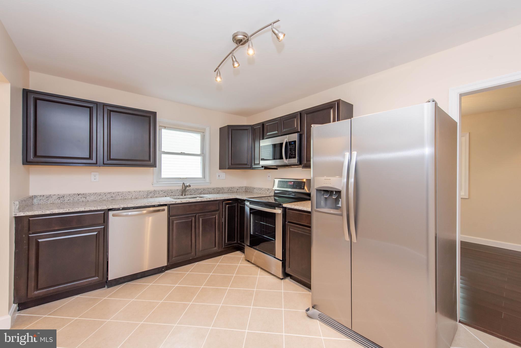 516 Gwynnvale Road Baltimore, MD 21208 - Photo 9 of 29 Kitchen