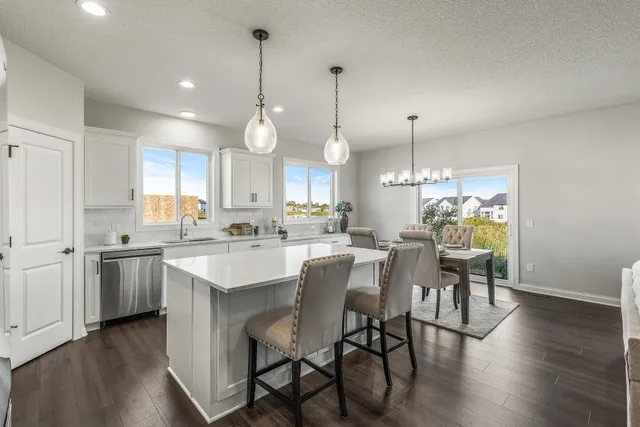 $579,900 | 225 10th Avenue Northeast, Hutchinson, MN 55350