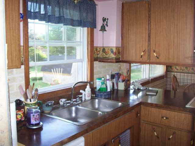 401 2nd Street Addison, MI 49220 - Photo 7 of 11 Photo 7