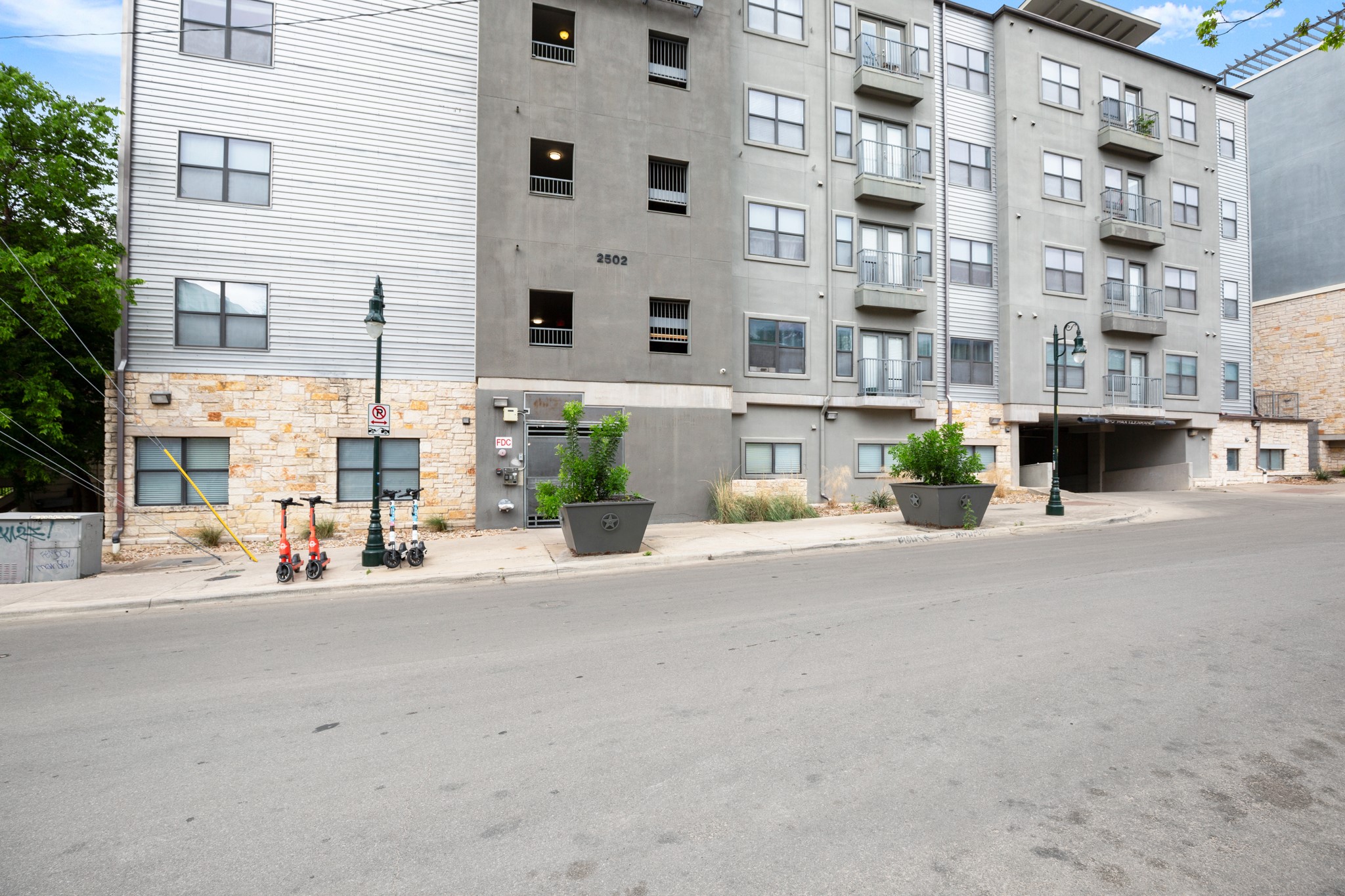 2502 Leon Street, Unit 512 Austin, TX 78705 - Photo 26 of 27 Enjoy the convenience of being close to campus, Shoal Creek trails, dining, coffee shops, and everyday essentials.