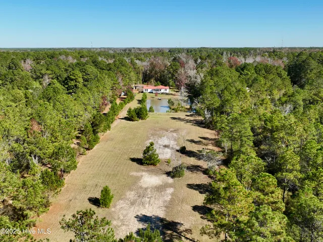 $450,000 | 338 Lea Crest Lane, Hampstead, NC 28443