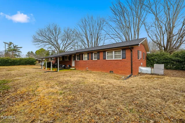 $339,900 | 1200 Michigan Avenue, Elizabethton, TN 37643