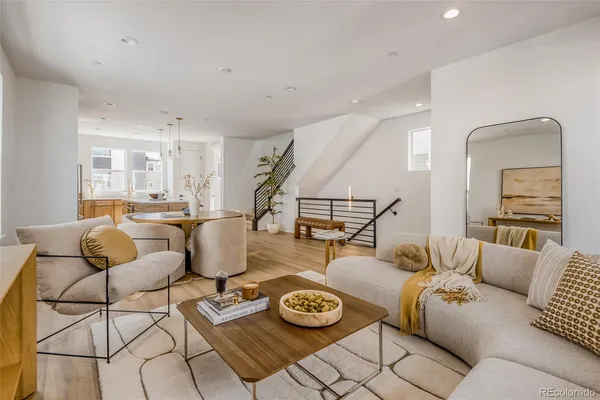$720,000 | 10994 East Geddes Street, Centennial, CO 80112