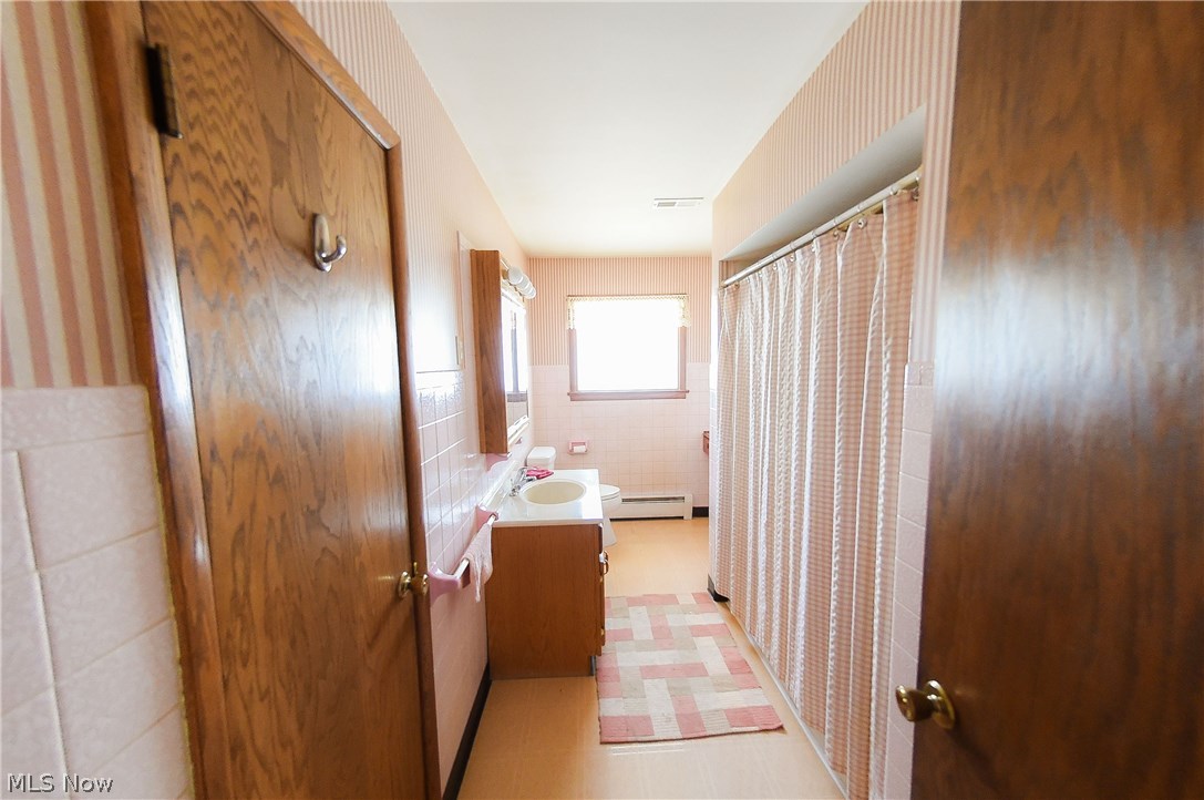 4404 Windfall Road Medina, OH 44256 - Photo 8 of 17 Gallery Image 8