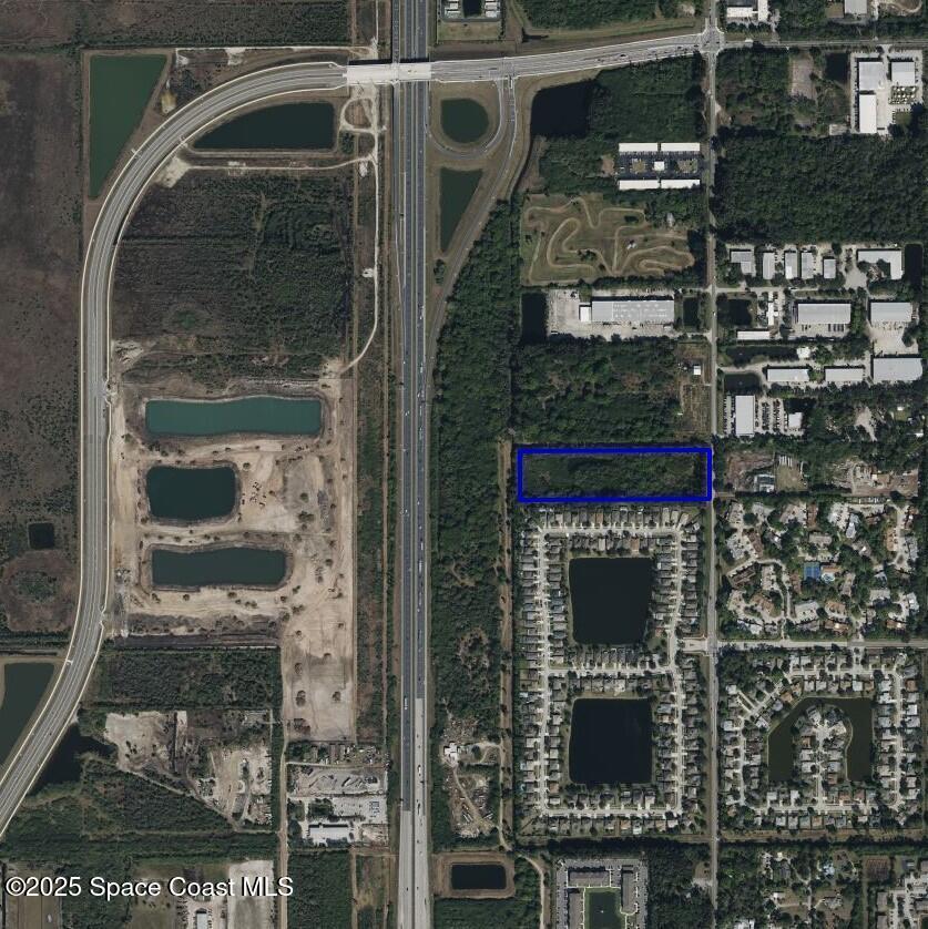 1080 South John Rodes Boulevard Melbourne, FL 32904 - Photo 2 of 3 a close view of water heater room