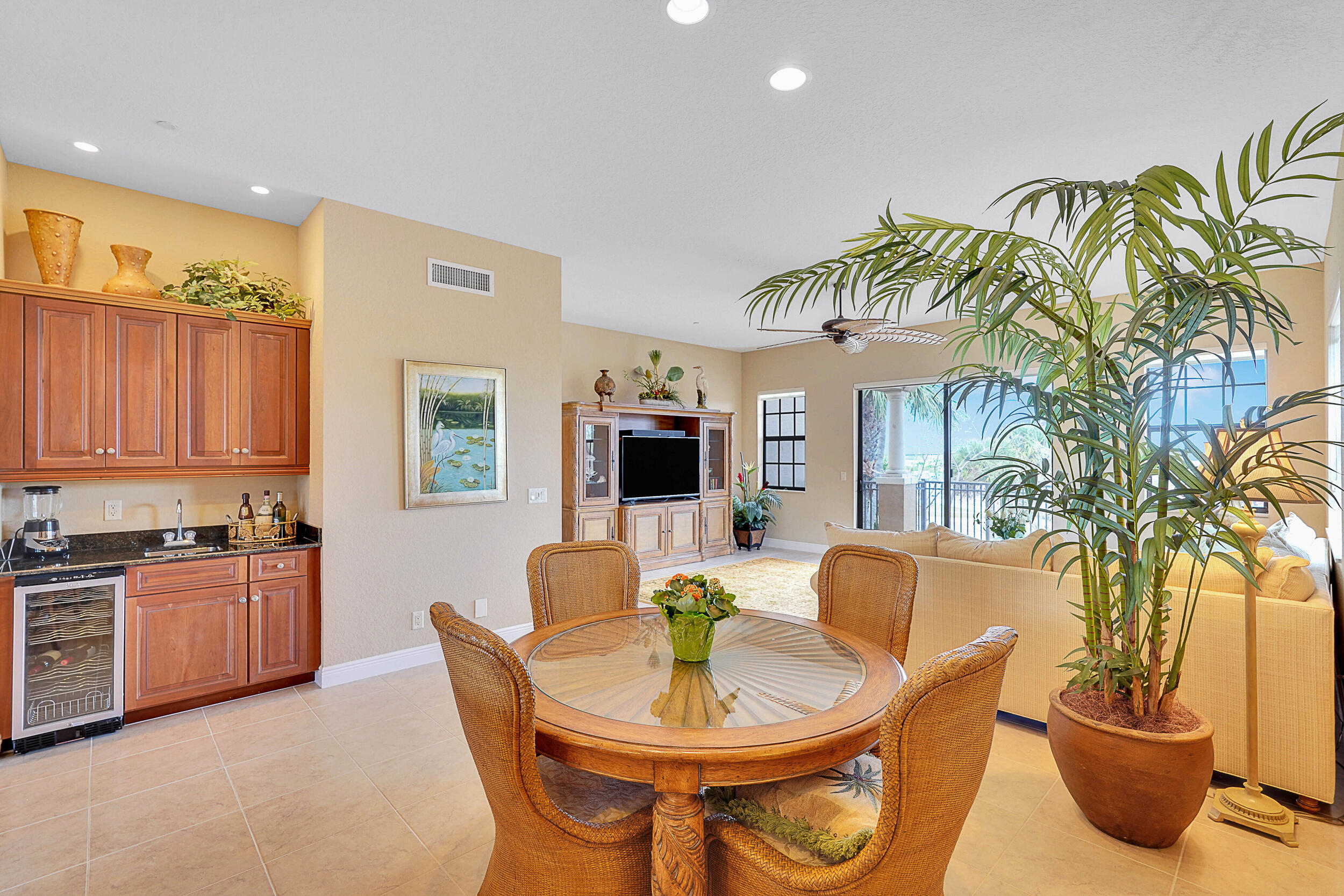 204 Del Sol Circle Tequesta, FL 33469 - Photo 12 of 43 Dining