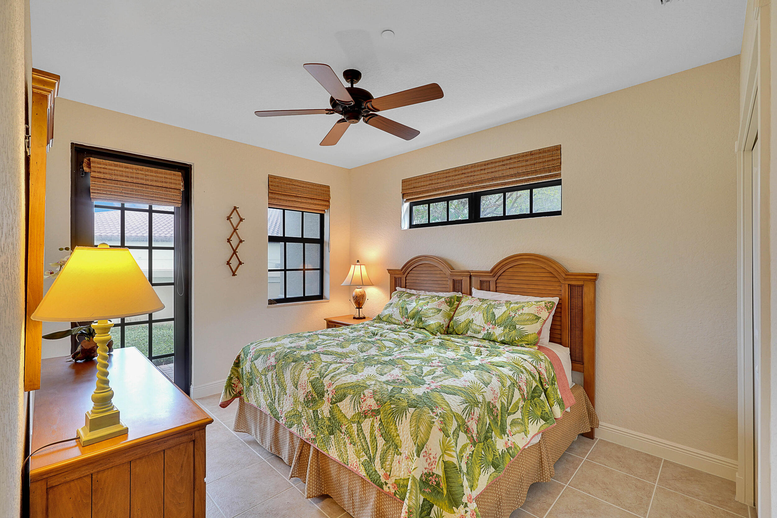204 Del Sol Circle Tequesta, FL 33469 - Photo 22 of 43 Guest Bedroom