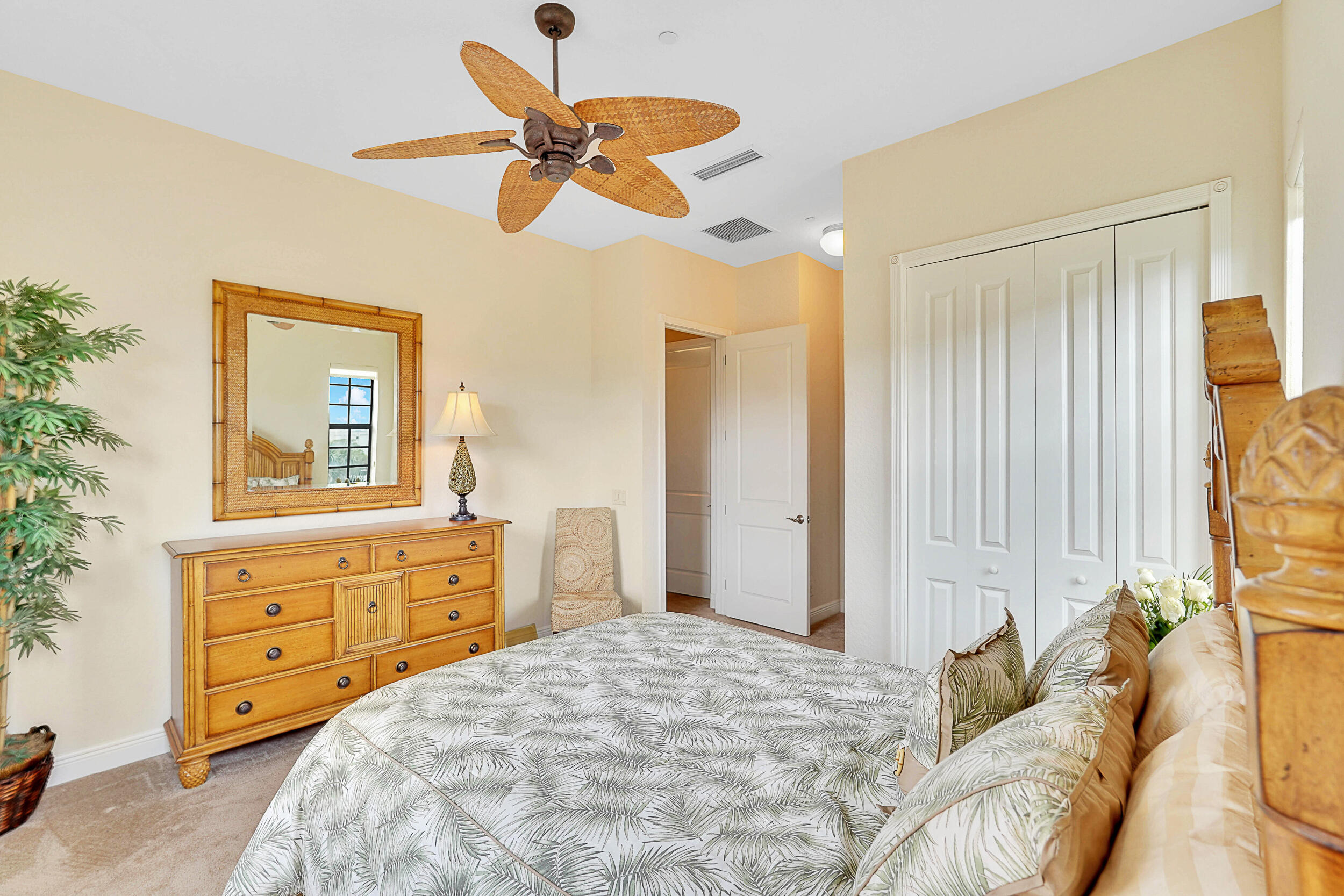 204 Del Sol Circle Tequesta, FL 33469 - Photo 25 of 43 Guest Bedroom