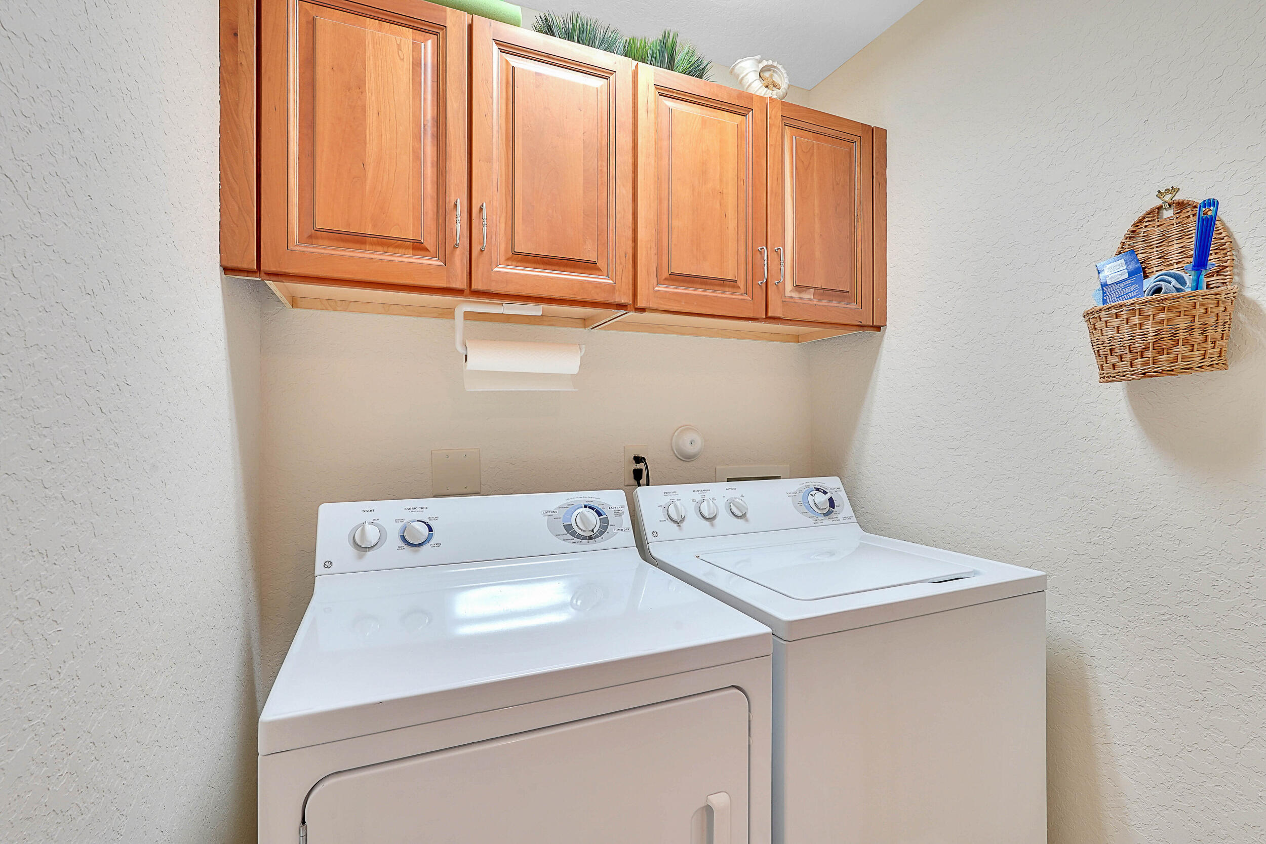 204 Del Sol Circle Tequesta, FL 33469 - Photo 30 of 43 Utility