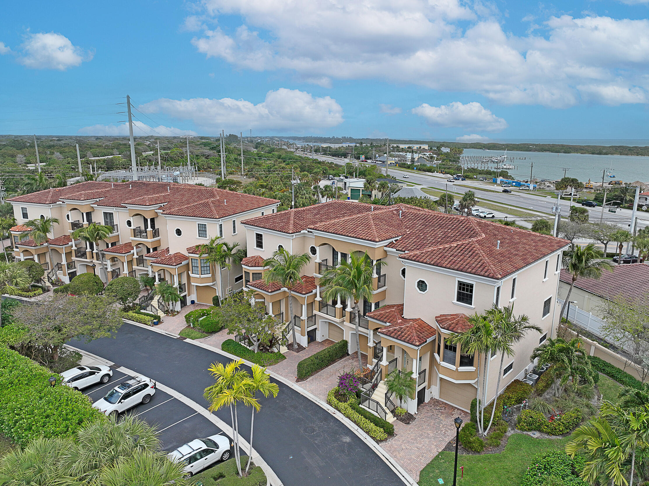 204 Del Sol Circle Tequesta, FL 33469 - Photo 35 of 43 Aerial