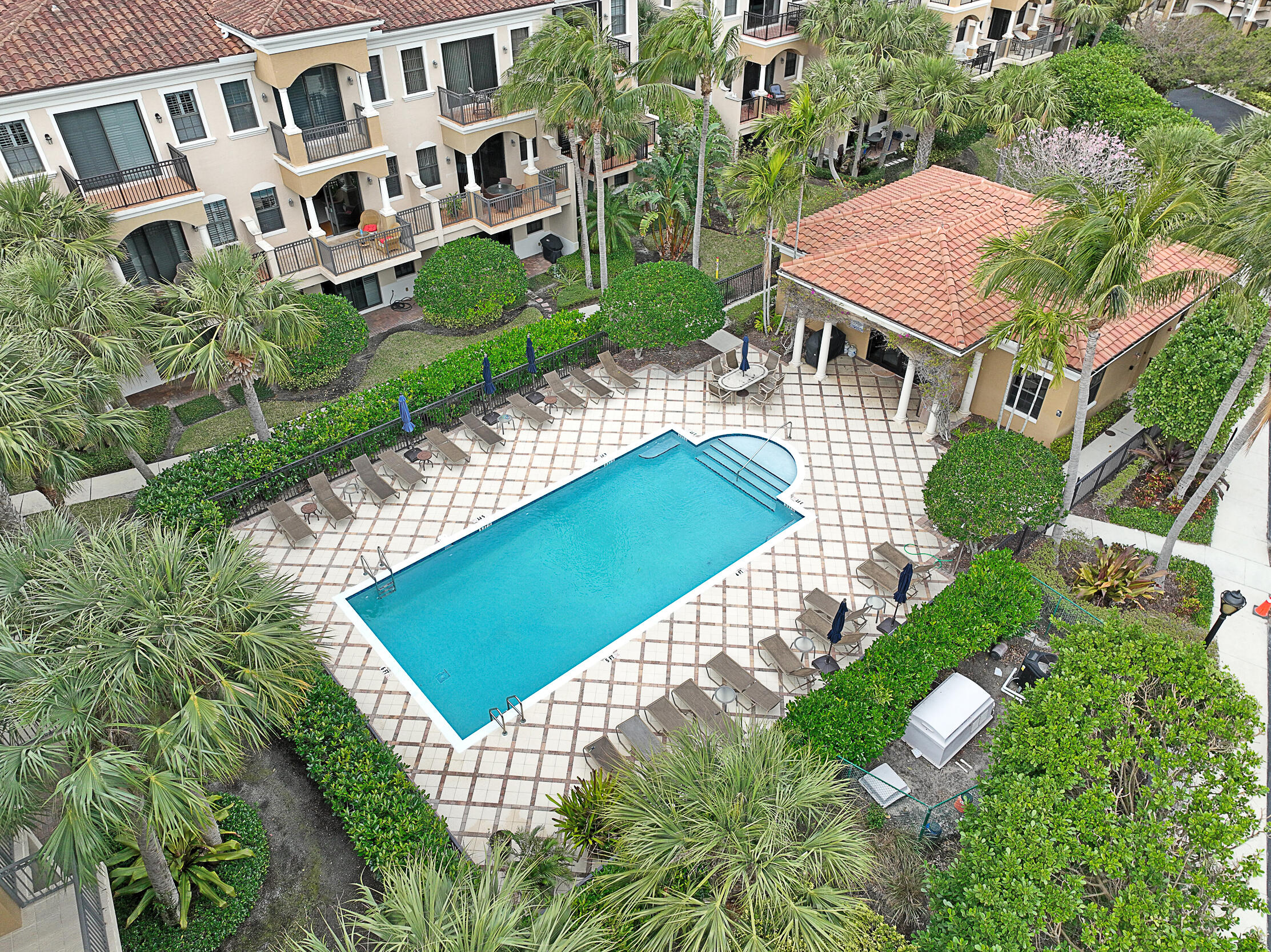 204 Del Sol Circle Tequesta, FL 33469 - Photo 38 of 43 Aerial Pool