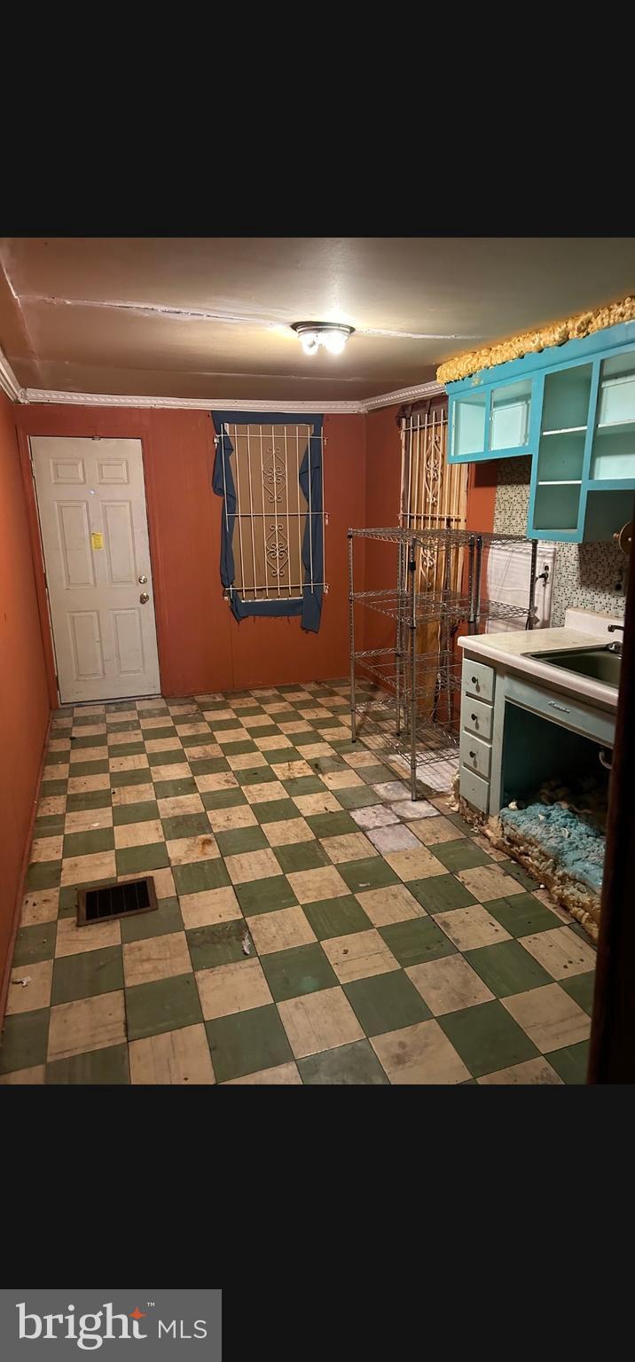 1435 Church Street Philadelphia, PA 19124 - Photo 2 of 6