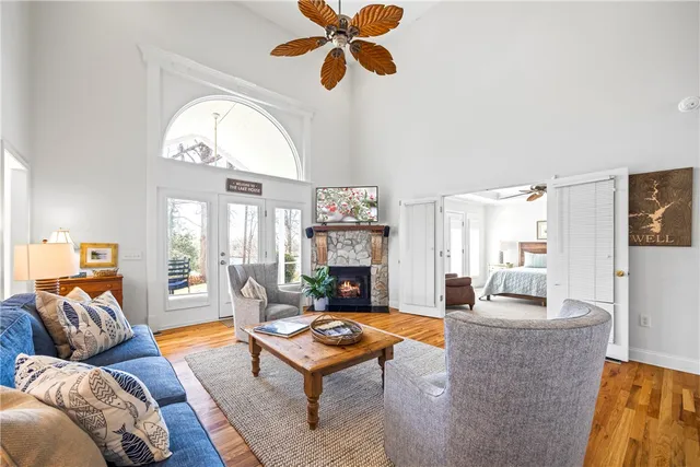 $949,500 | 521 Shirley Circle, Anderson, SC 29625