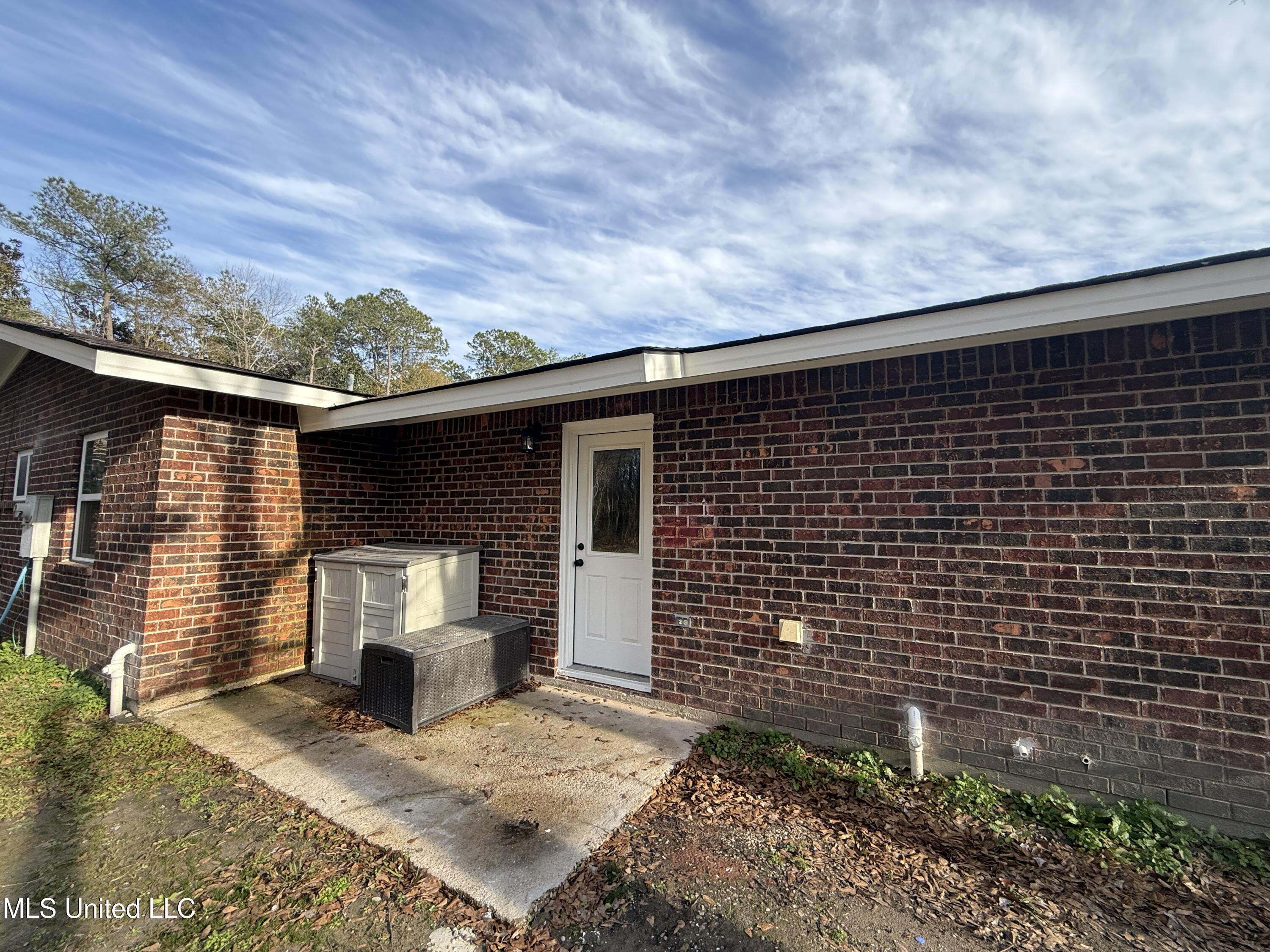 1400 Riverside Drive Gautier, MS 39553 - Photo 9 of 62 IMG_6313