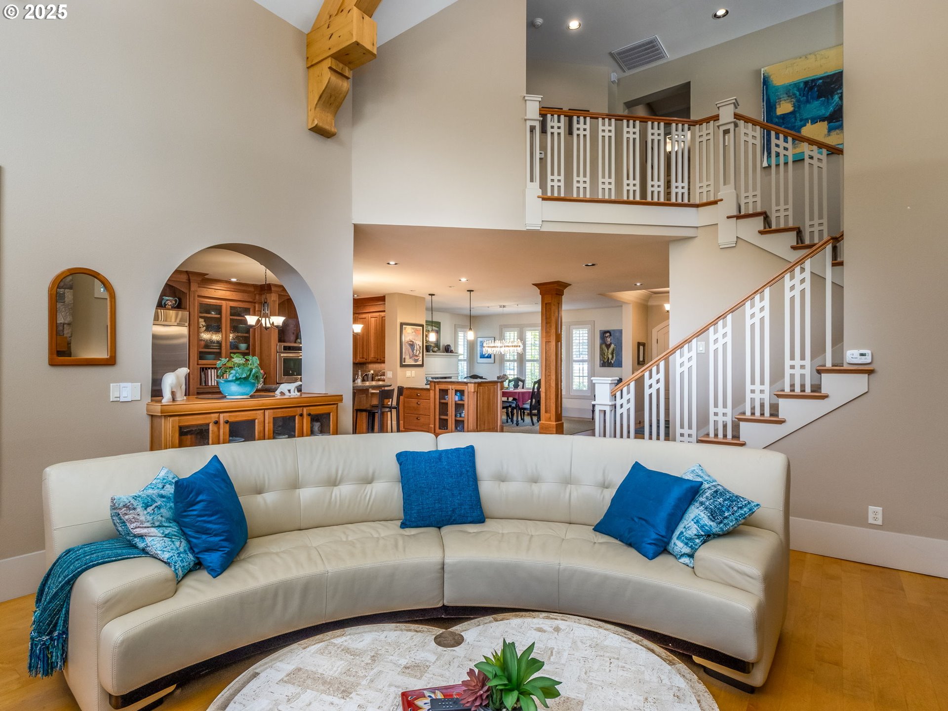 755 6th Street Lake Oswego, OR 97034 - Photo 15 of 48 a living room with furniture