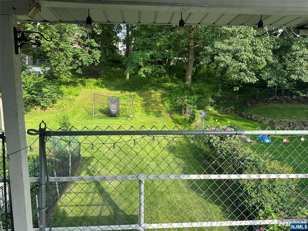 510 Studio Road, Unit 2 Ridgefield, NJ 07657 - Photo 5 of 10