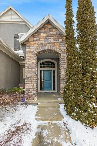 $810,000 | 15540 Eby Street, Overland Park, KS 66221