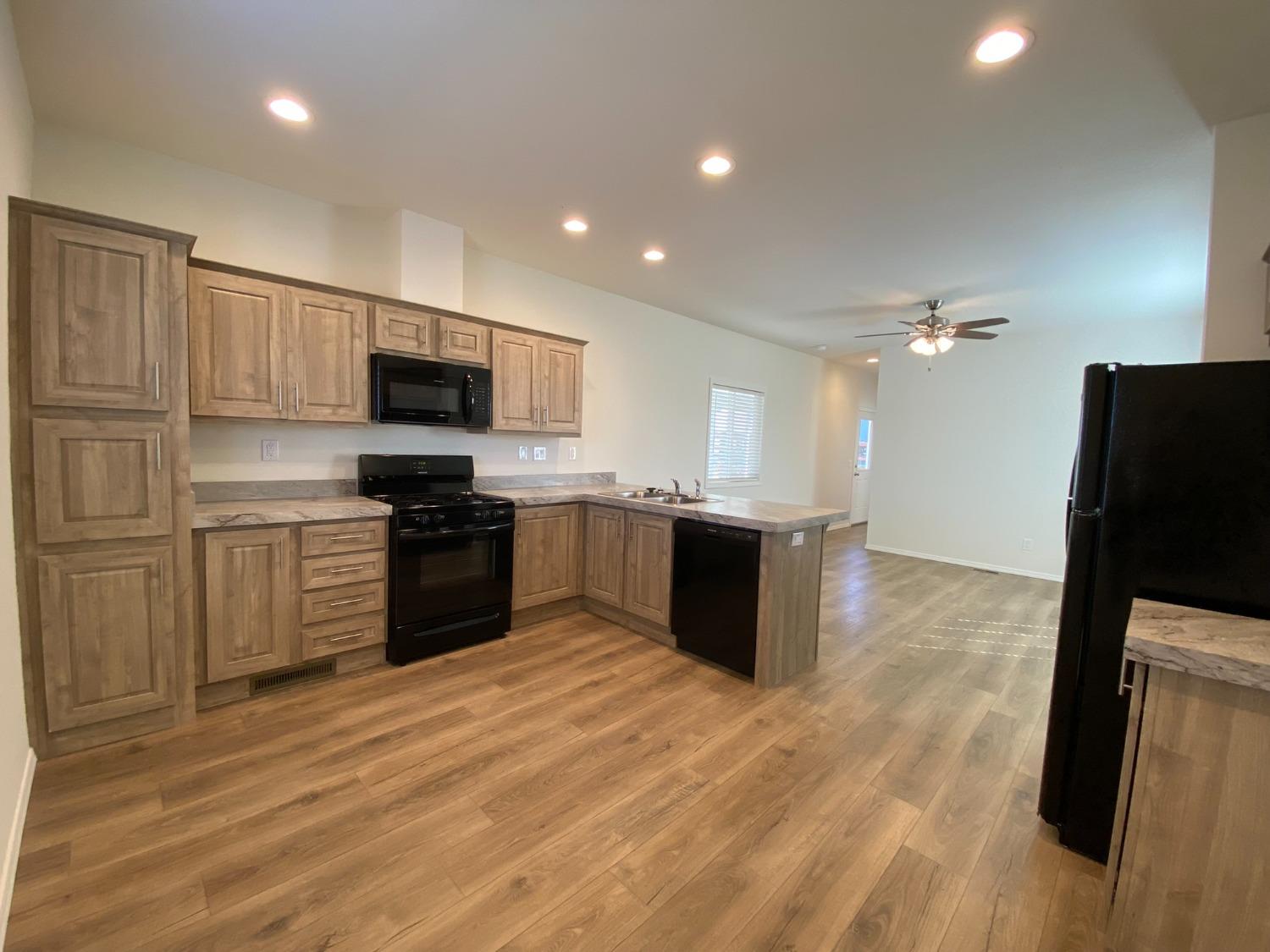 1348 Elliott, Unit 2 Paradise, CA 95969 - Photo 6 of 15