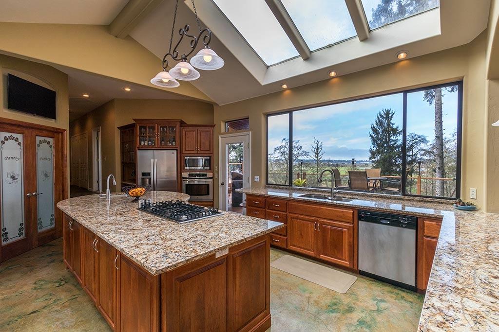 1260 Walker Point Road Eureka, CA 95503 - Photo 9 of 114 34