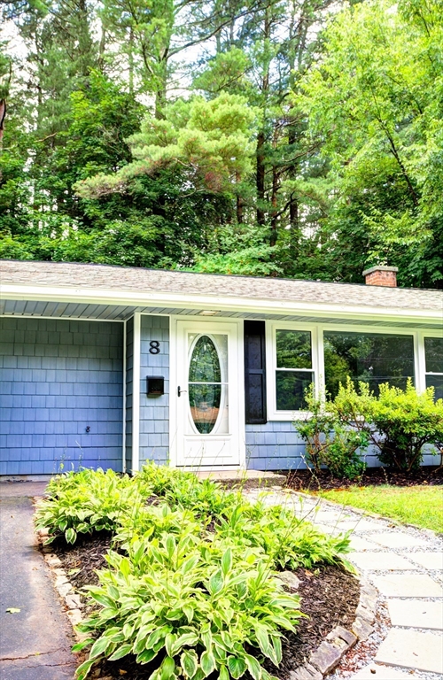 8 Craig Road Chelmsford, MA 01824 - Photo 32 of 32 a front view of a house with garden