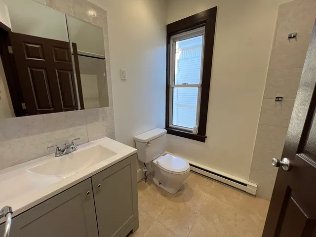 $2,800 | 45 Henry Avenue, Unit 3, Lynn, MA 01902