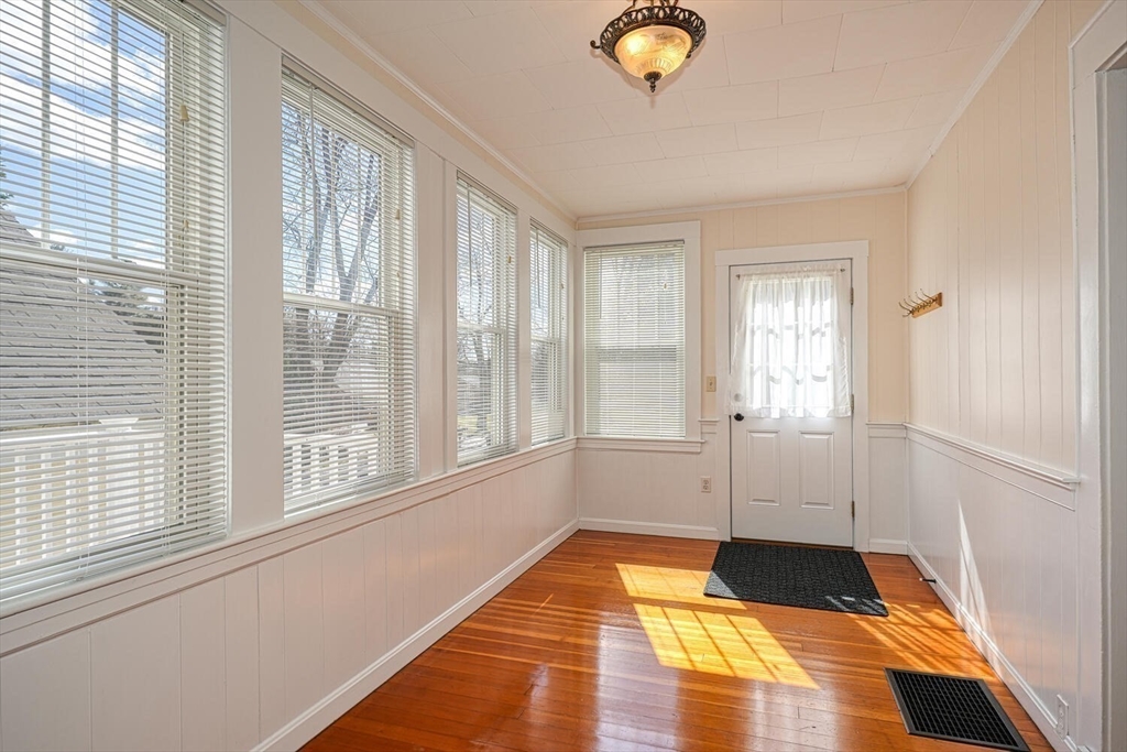 319 Forge Village Road, Unit 1 Groton, MA 01450 - Photo 4 of 13