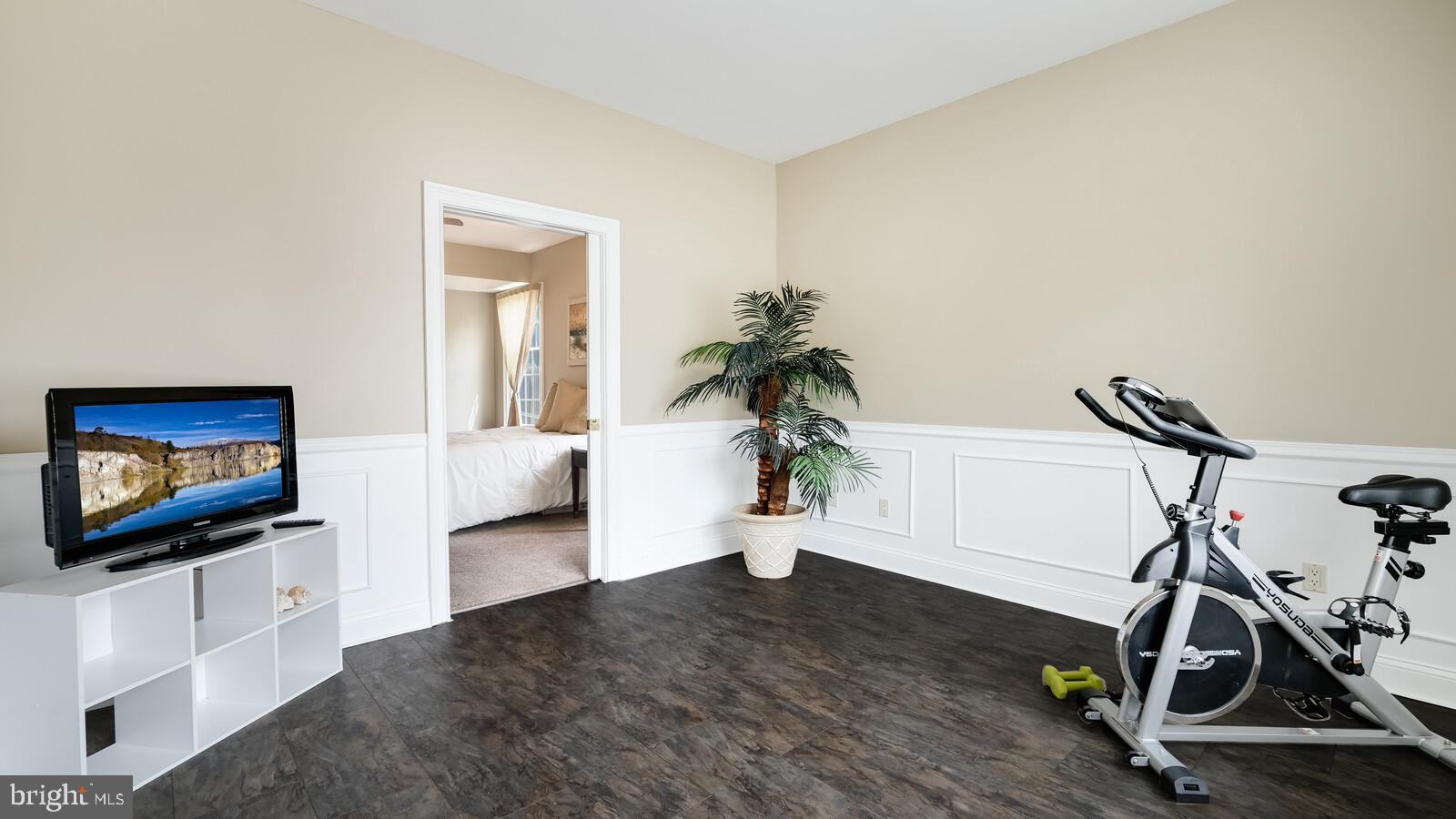 11 Camellia Road Levittown, PA 19057 - Photo 22 of 45 In Law Suite