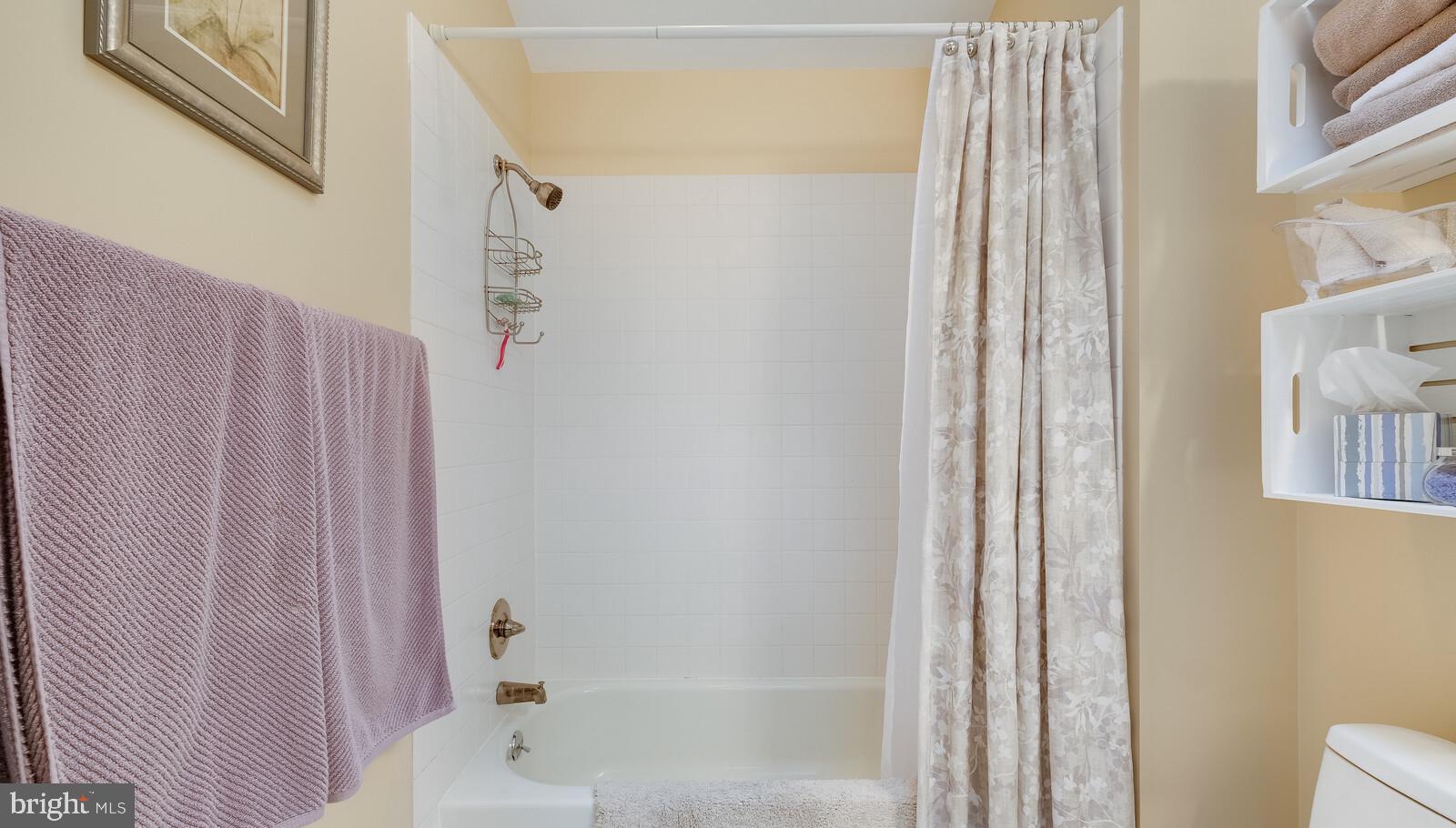 11 Camellia Road Levittown, PA 19057 - Photo 25 of 45 Full Bath 3