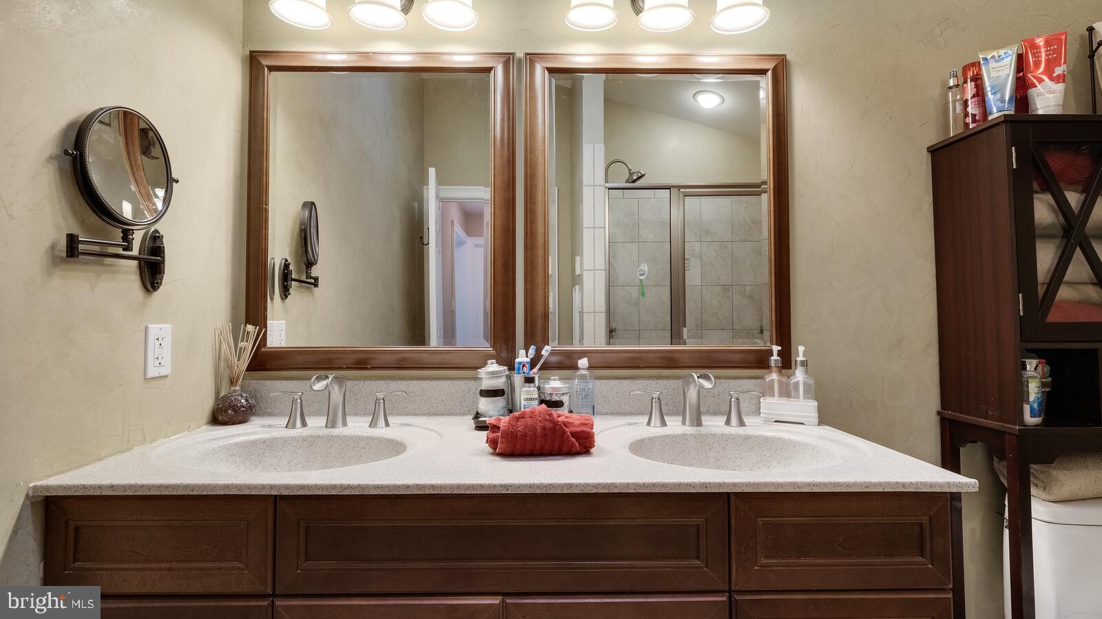 11 Camellia Road Levittown, PA 19057 - Photo 32 of 45 Full Bath 2