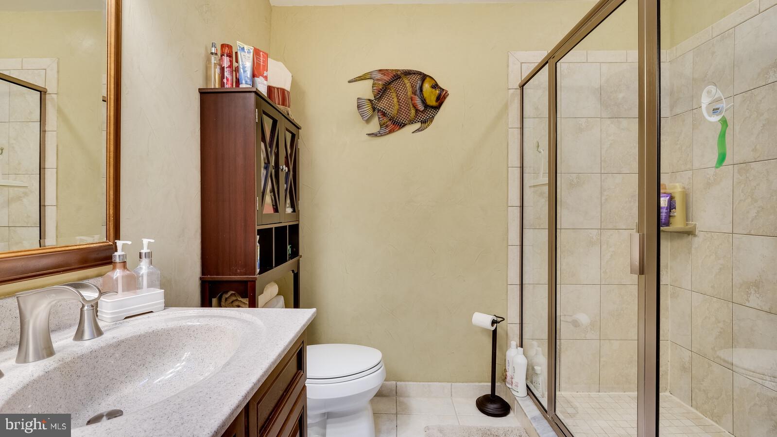 11 Camellia Road Levittown, PA 19057 - Photo 33 of 45 Full Bath 2