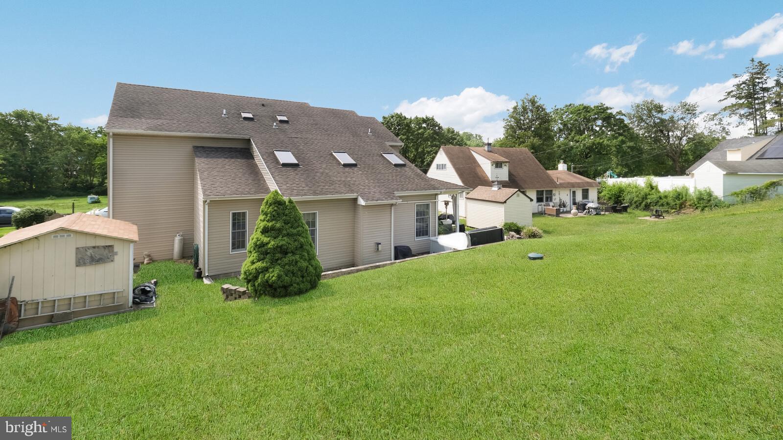11 Camellia Road Levittown, PA 19057 - Photo 44 of 45 Back Exterior