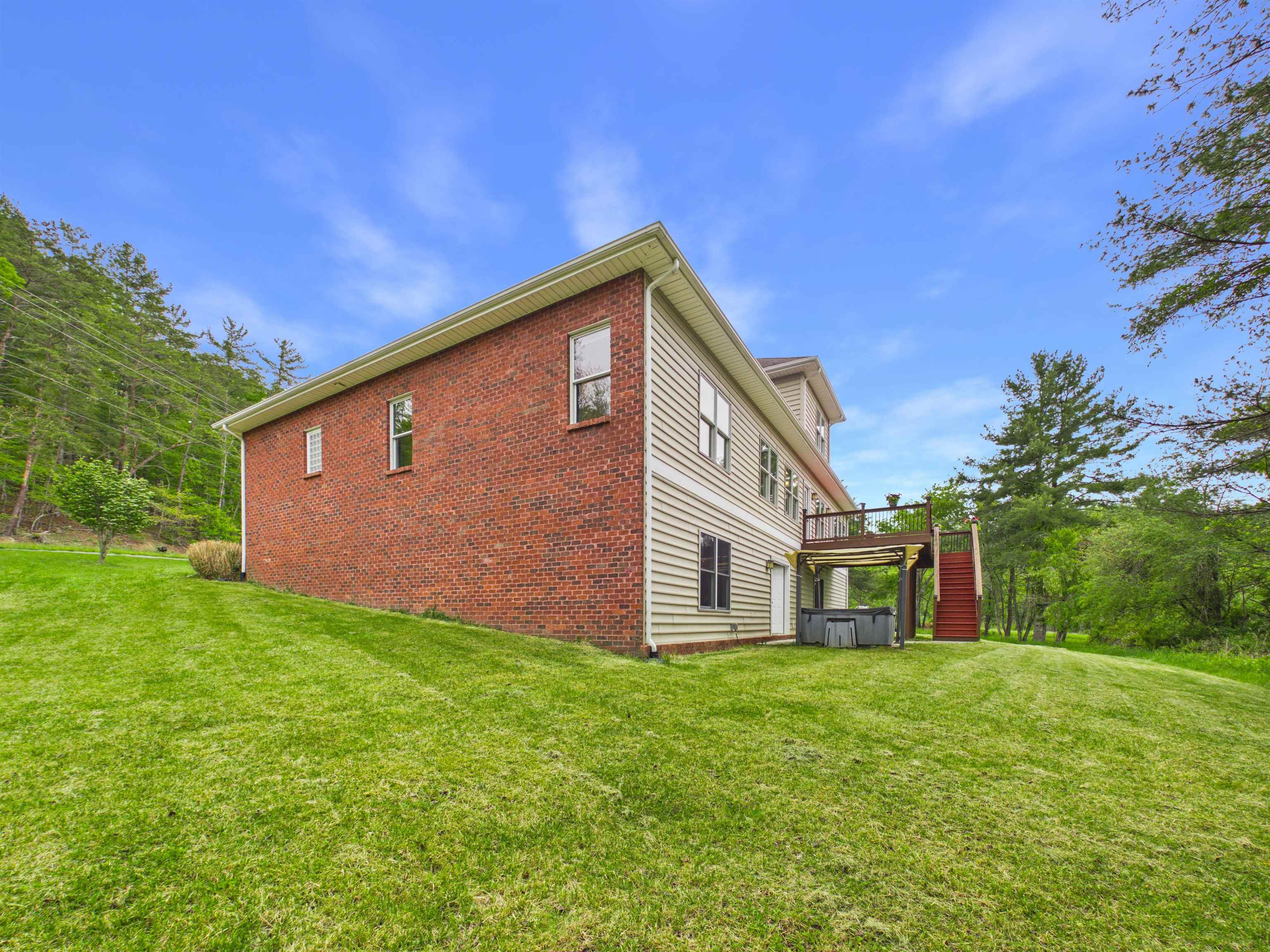 212 Bishop Road Blacksburg, VA 24060 - Photo 65 of 79 Gallery Image 65