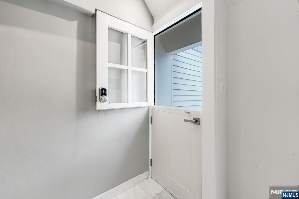 32 Forest Street, Unit 2 Montclair, NJ 07042 - Photo 12 of 18