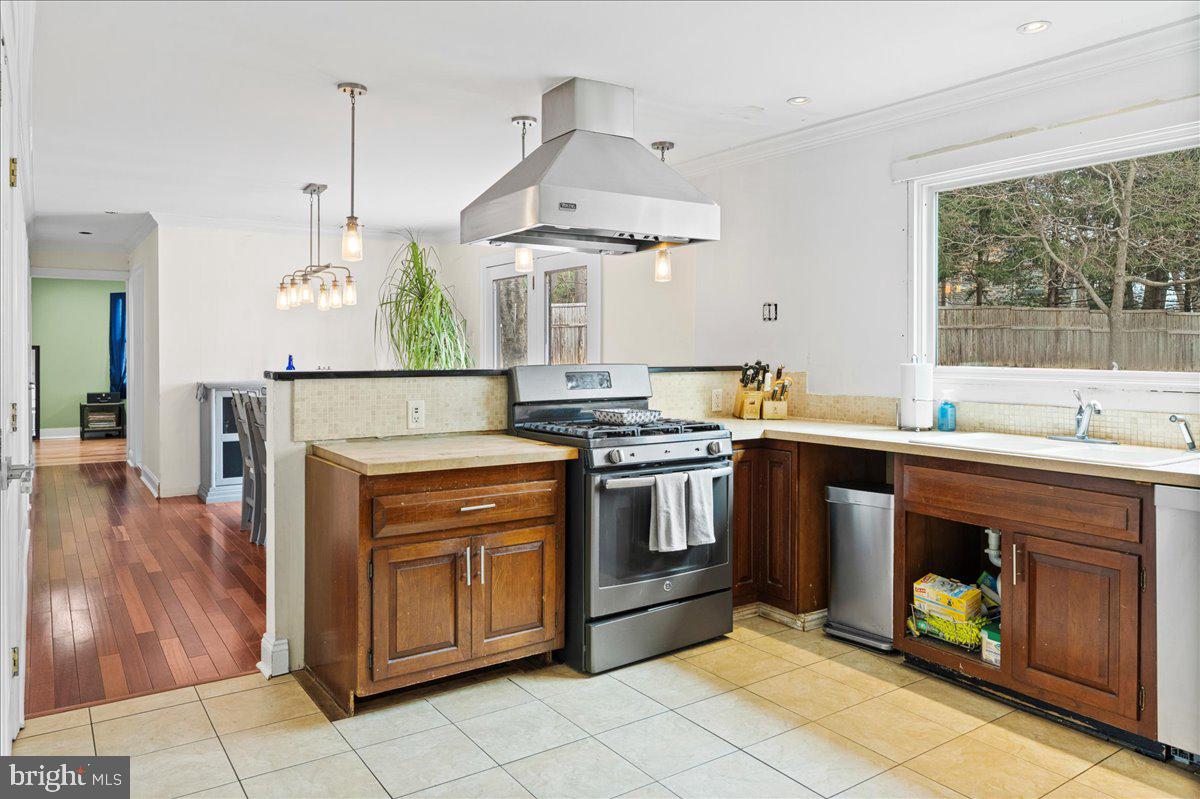 2983 Durham Road Doylestown, PA 18902 - Photo 12 of 44 eat-in kitchen