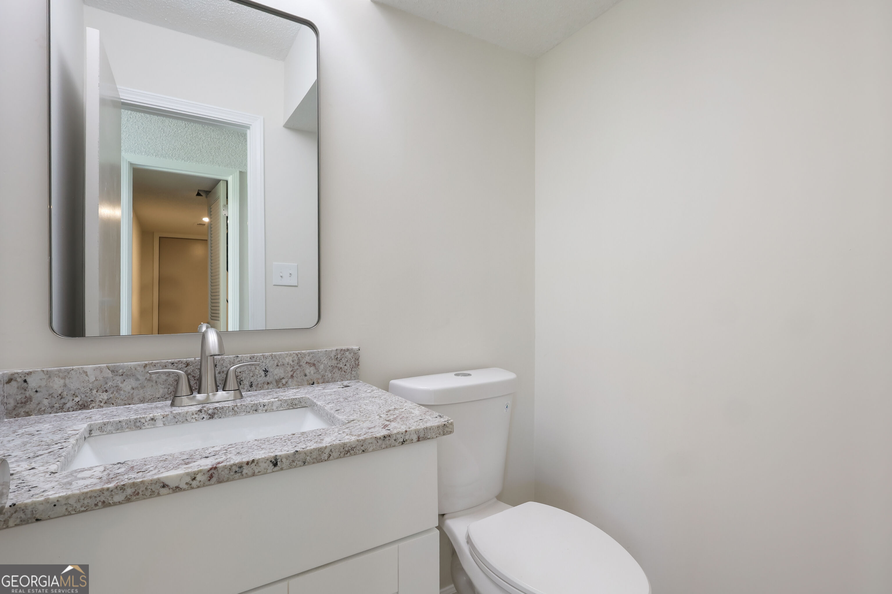 4068 Hunt Way Rex, GA 30273 - Photo 11 of 26 Gallery Image 11