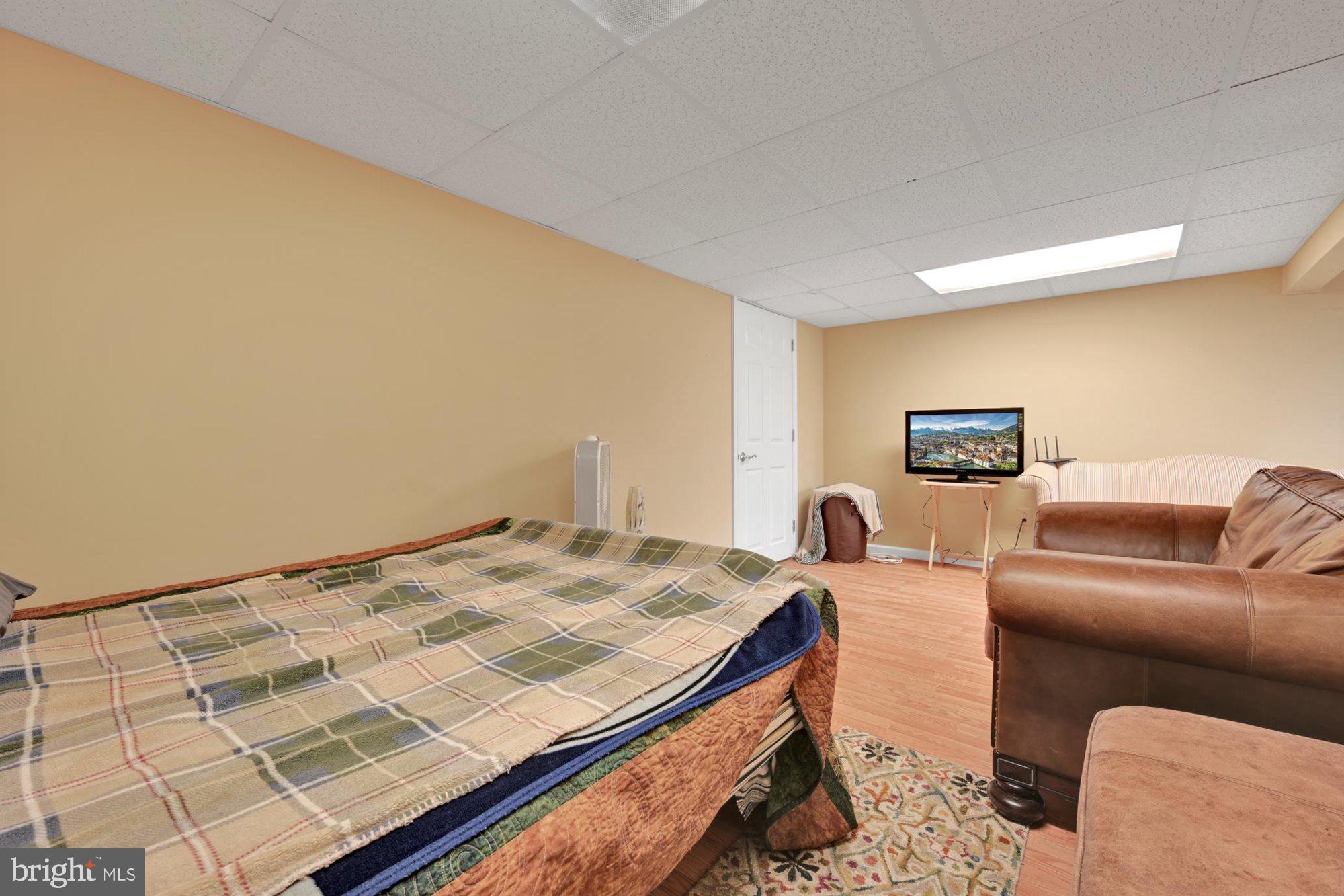 2103 Ash Grove Road Ambler, PA 19002 - Photo 25 of 32 Spacious Room has walkout to a slate patio & view!