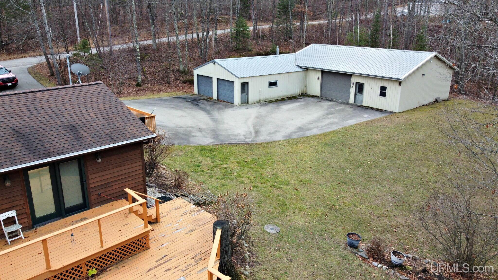 W8250 Amberg Wausaukee Road Amberg, WI 54102 - Photo 5 of 54 Gallery Image 5
