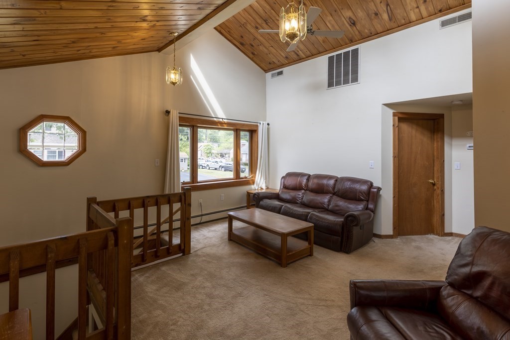 31 Edgewood Road Tewksbury, MA 01876 - Photo 3 of 16 Gallery Image 3