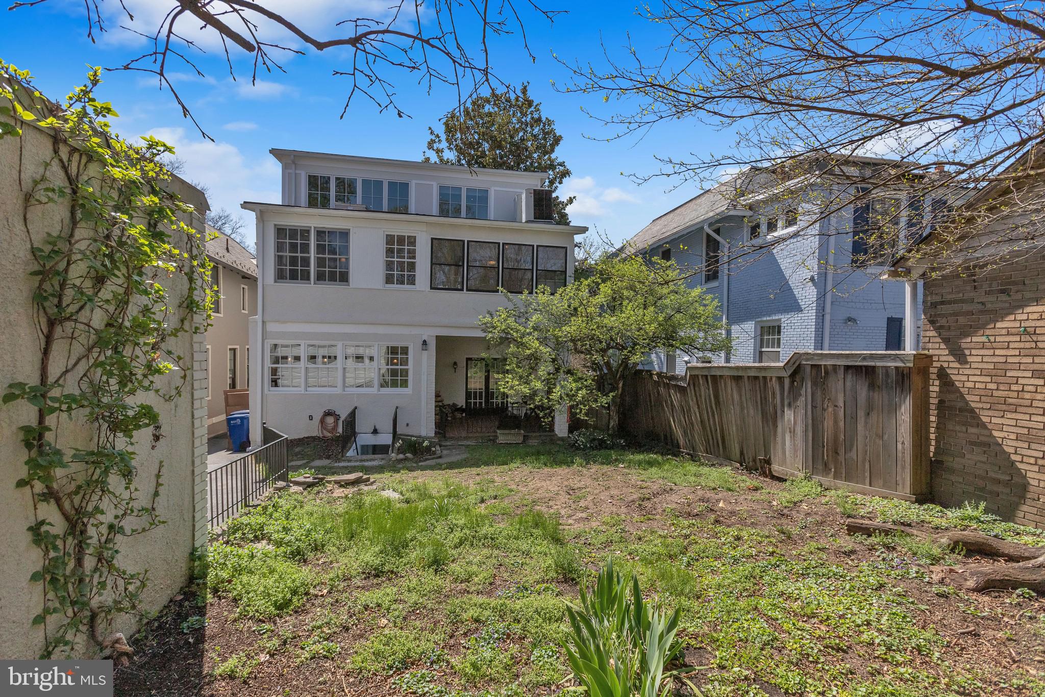 3305 Woodley Road Northwest Washington, DC 20008 - Photo 41 of 49