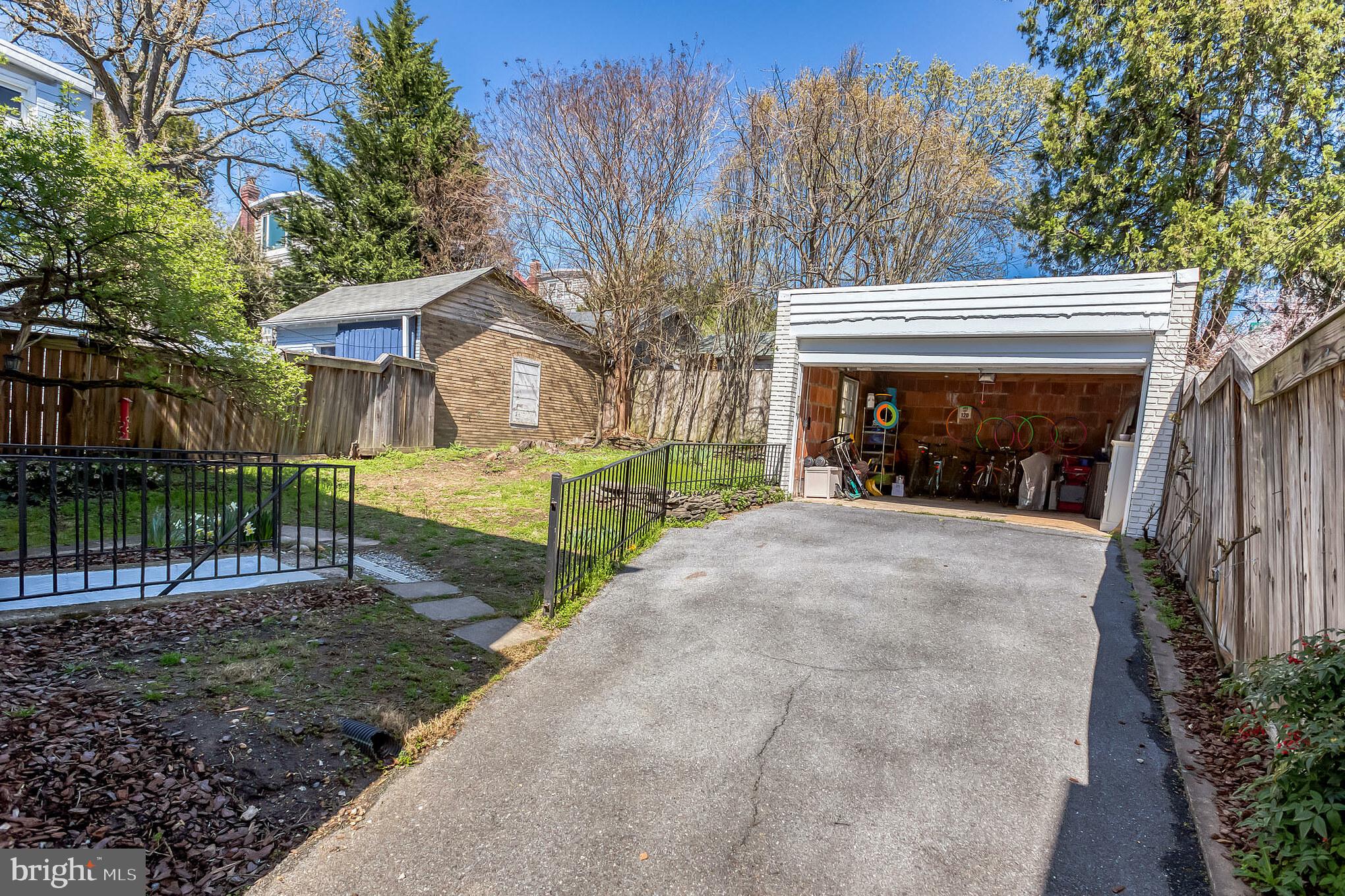 3305 Woodley Road Northwest Washington, DC 20008 - Photo 42 of 49