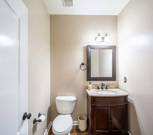 $2,150 | 2 Brentview Drive, Phenix City, AL 36869