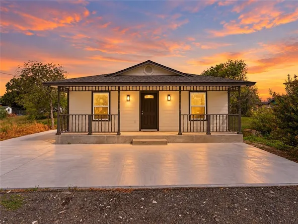 $169,000 | 933 Kansas Street, Robstown, TX 78380