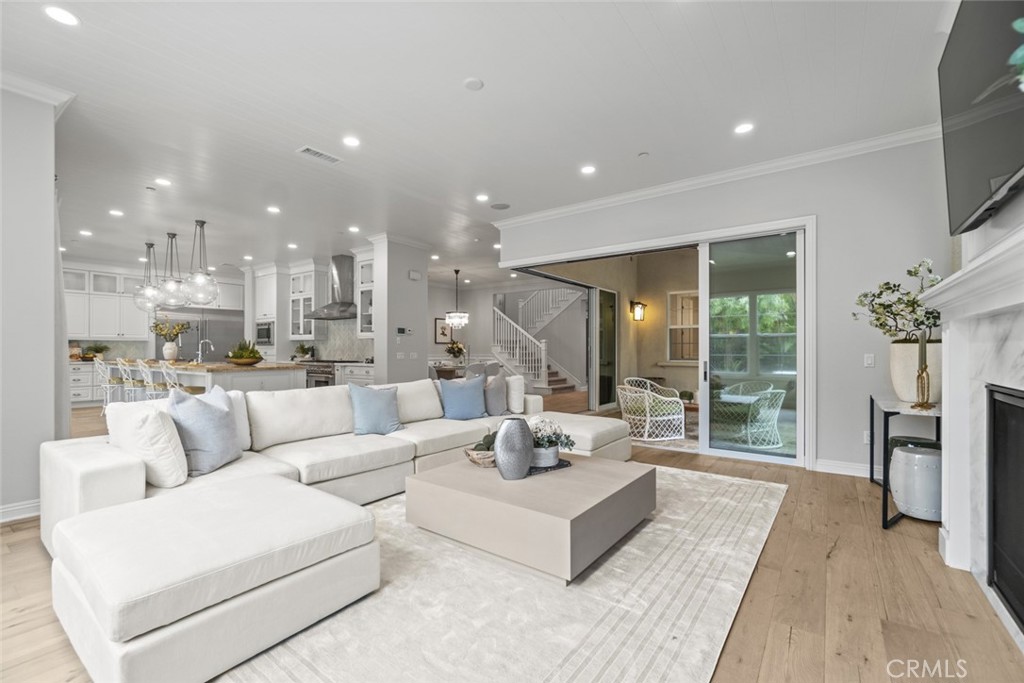 208 Radial Irvine, CA 92618 - Photo 5 of 56