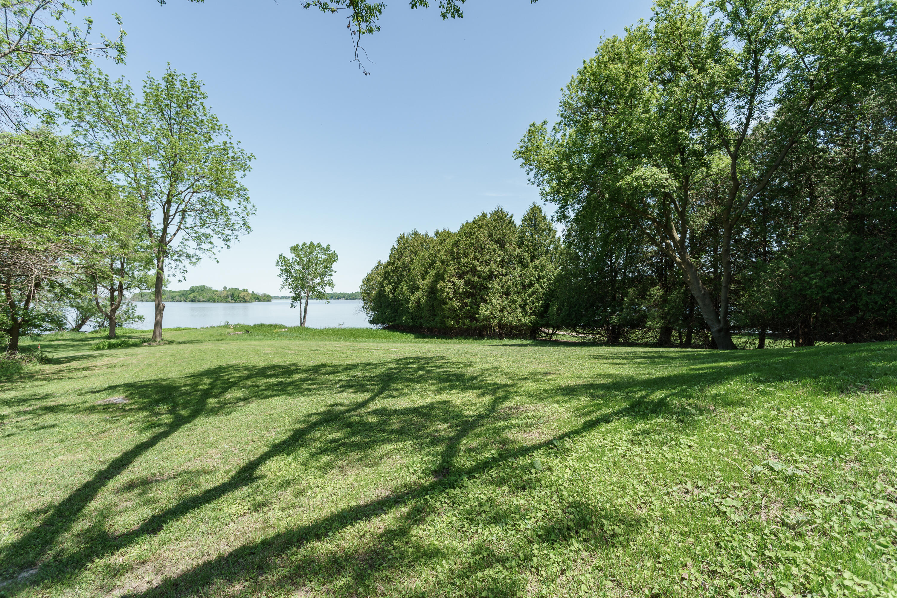 W4428 East Lakeview Road Hustisford, WI 53034 - Photo 6 of 64 6