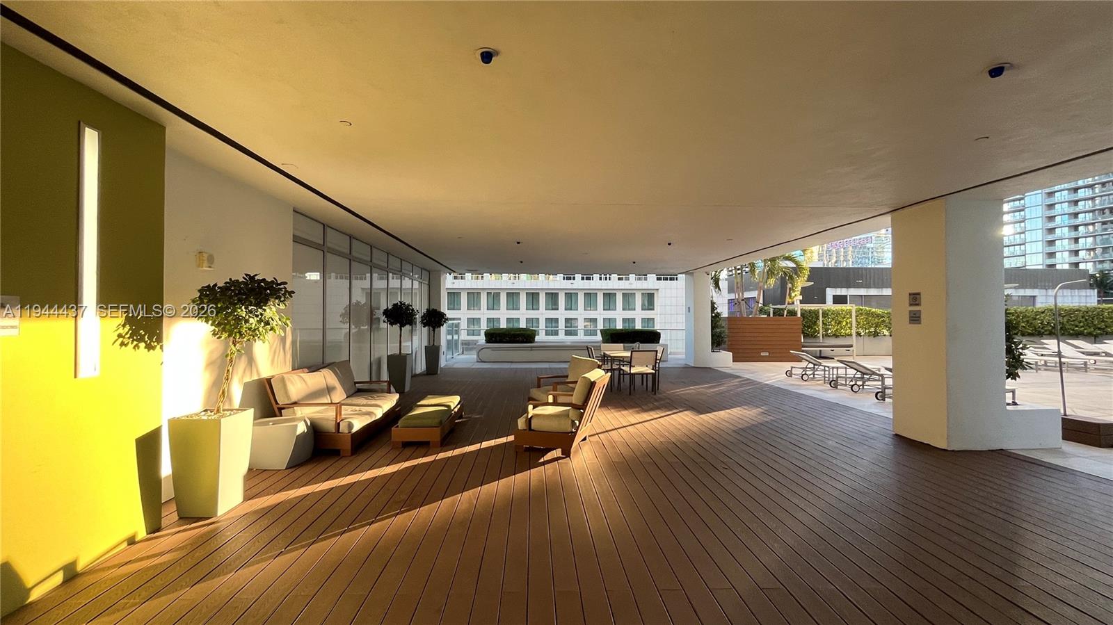 55 Southeast 6th Street, Unit 2601 Miami, FL 33131 - Photo 36 of 46