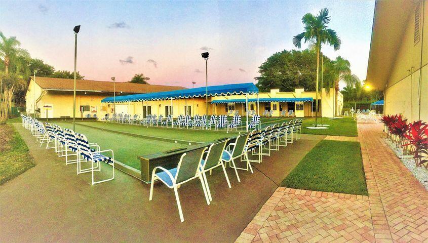 504 Davis Road, Unit 79 Palm Springs, FL 33461 - Photo 26 of 31 Bocce courts
